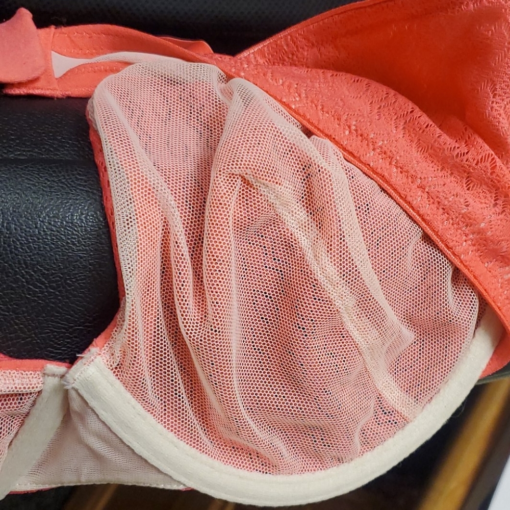 Bra - Picture 8 of 8